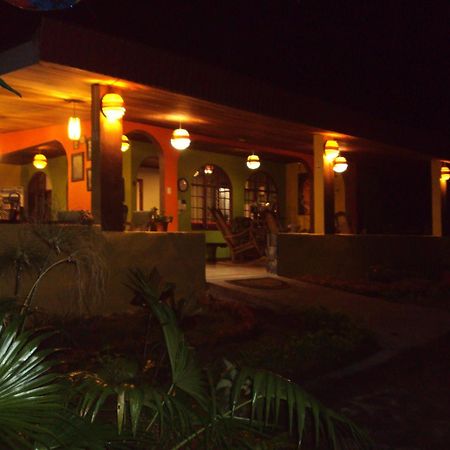 Aparthotel Villa Pacande & Rooms Pilas 외부 사진