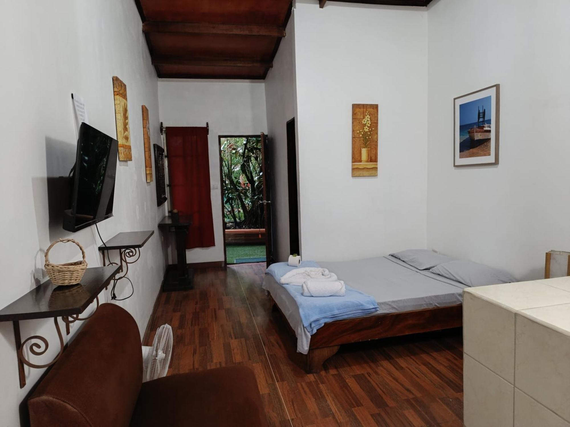 Aparthotel Villa Pacande & Rooms Pilas 객실 사진