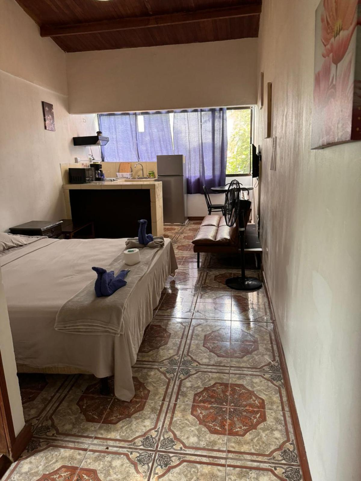 Aparthotel Villa Pacande & Rooms Pilas 객실 사진
