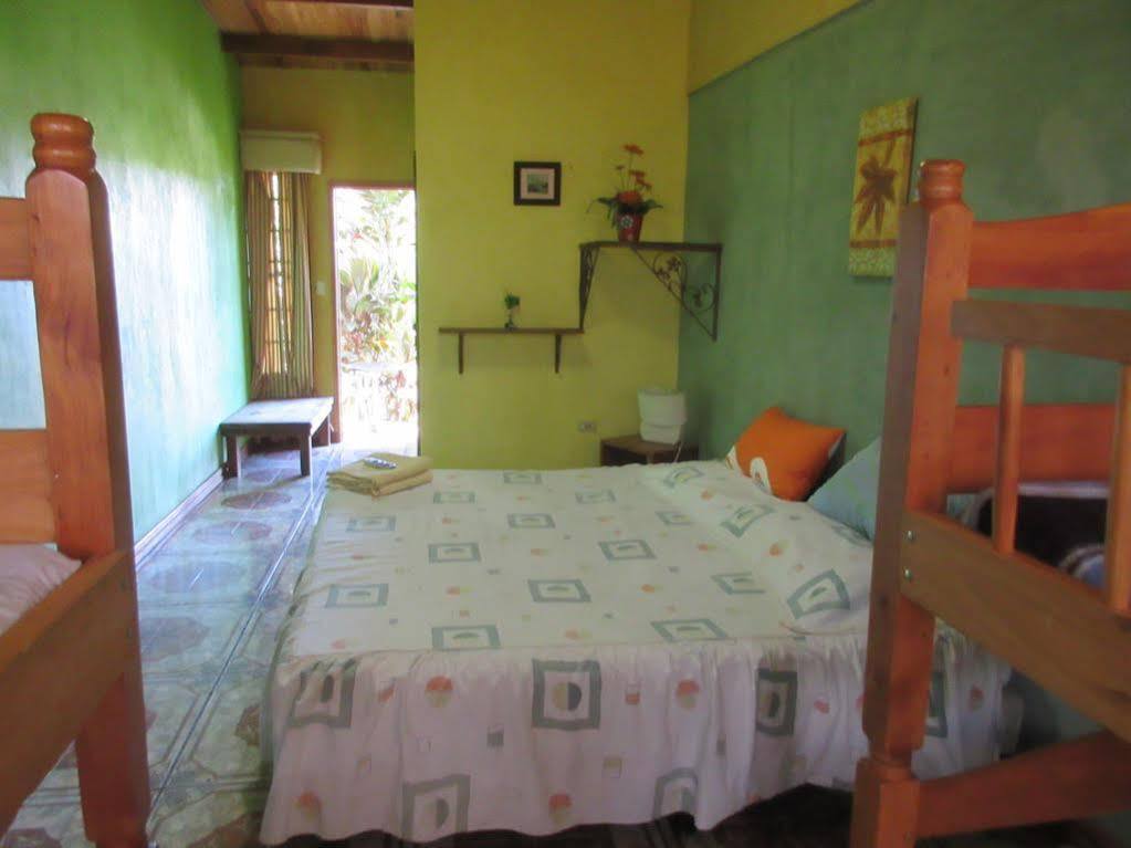 Aparthotel Villa Pacande & Rooms Pilas 외부 사진